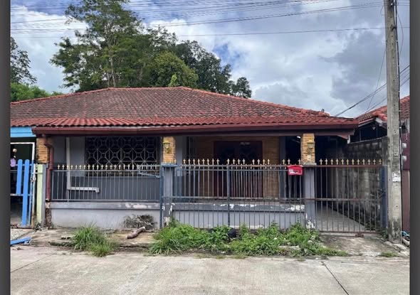 บ้านพร้อมอยู่ ทําเลป่าคลอก - ถลาง หมู่บ้านศุภมาส ป่าคลอก ถลาง บ้านตามสภาพ พร้อมเข้าอยู่ เหมาะสําหรับอยู่อาศัย หรือซื้อไว้ลงทุน รายละเอียดบ้า