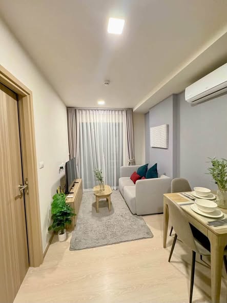 FOR RENT: The Base Rise Phuket เดอะ เบส ไรส์ ภูเก็ต 18,000 บาท/เดือน Room Details • 1 Bedroom • 1 Bathroom • Size: 31 SQ