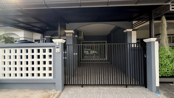 for Rent – Phuket Villa 5 2 Bedrooms | 1 Bathrooms THB 20,000/month (1-year lease) Move in: 1 month rent + 2 months deposit