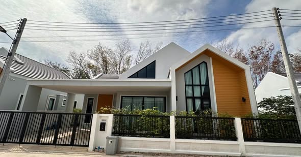For Rent | 3-Bedroom Private Pool Villa Aiyada Assets, Si Sunthon, Thalang Enjoy comfortable living in this fully furnished 3-bedroom, 2-b