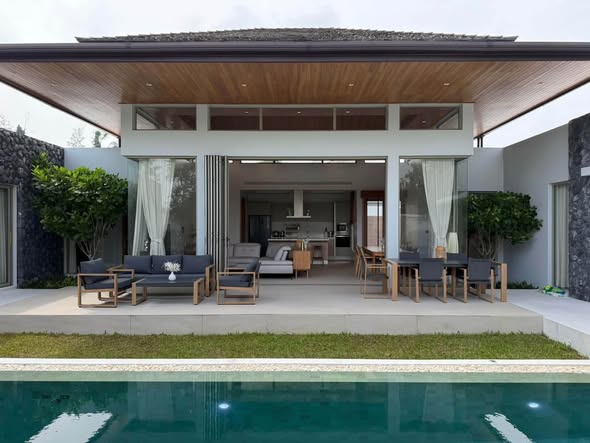 Botanica Foresta An exclusive luxury pool villa offering unparalleled privacy, contemporary elegance, and resort-style living in Phuket и