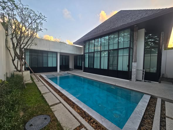 Villa name : Mono Villa Pasak Plot 7 Location : Pasak Soi 8 No