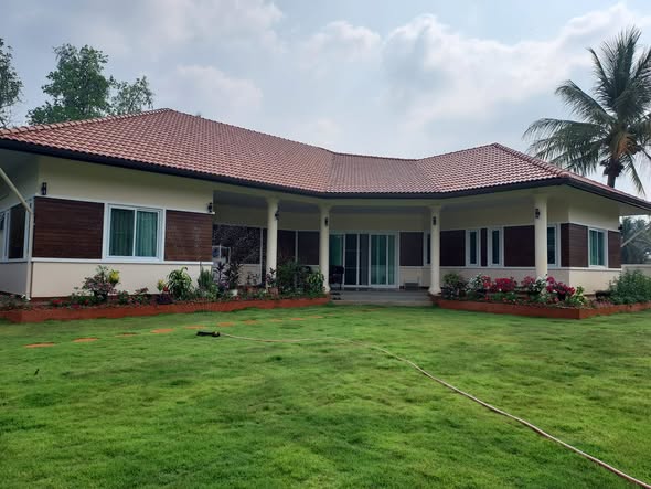 Premium 260 Sqm 2Br + Gym Villa l 1,380 sqm yard l Pool room & 3-car garage