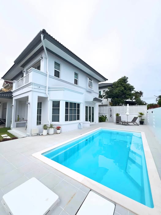 Direct Owner | LAND & HOUSES PARK | Chalong, Phuket Private Saltwater Pool Villa | Near BCIS International School | Pet Friendly ╔══════════