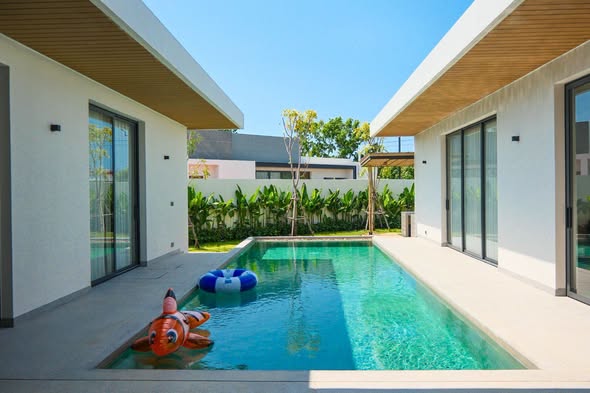 Город Пхукет, Таиланд · LUXURY POOL VILLA | Chalong, Phuket Resort-Style Luxury Living | Single-Storey Pool Villa | Pet-Friendly on