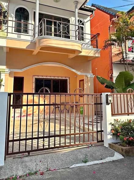 for Rent – Ready to Move In Location: Nanai Road, Patong, Kathu, Phuket, Thailand Property Details 2-Storey House 2 Bedrooms 3 Bathrooms L