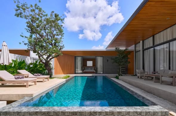 Botanica Four Seasons | 3-Bedroom Pool Villa Enjoy modern tropical living in this elegant 3-bedroom private pool villa, located in one