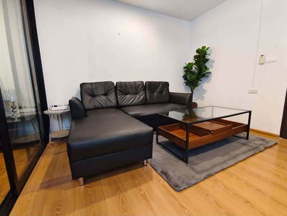Available for annual contract 2 month deposit Fully furnished, fully equipment, More details Whatapp: +66952619995 Line : 0952619995 Wechat: