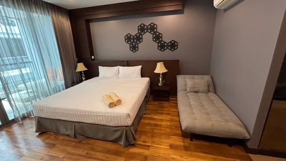 Studio 45 sqm, The Regent Bang Tao — Long-Term Contract Only Cozy studio of 45 sqm on the 2nd floor of The Regent Bang Tao complex — one of