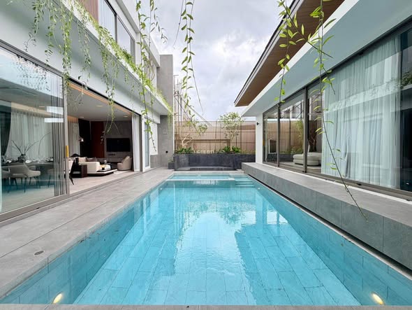 Rawai, Phuket Luxury Holiday Home • Premium Rental Investment • Twin Villa Bundle for Investors โครงการพูลวิลล่าหรู 2 หลัง ระดับ Modern Reso