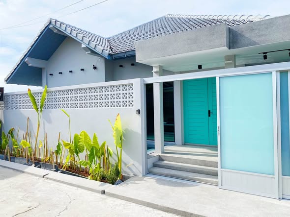 for Rent | Nai Yang Direct from Owner Spacious Private Pool Villa 3 Bedrooms 3 Bathrooms Private swimming pool Private parking Secure gate