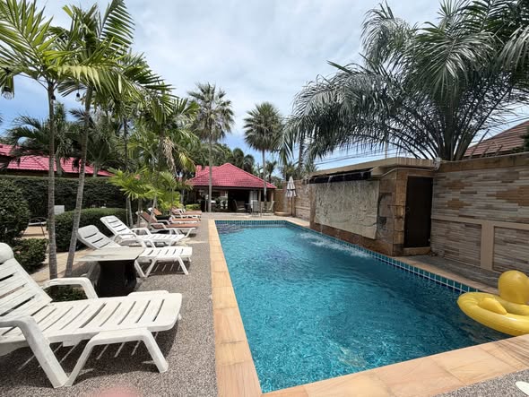 for Rent | Rawai, Phuket Rent: 20,000 THB/month 1 Bedroom 1 Bathroom Utilities: * Electricity: 8 THB/unit * Water: 300 THB/person/month (f