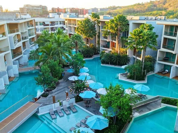FOR RENT IN WYNDHAM GRAND NAI HARN** **Available Now** Flexible rental terms