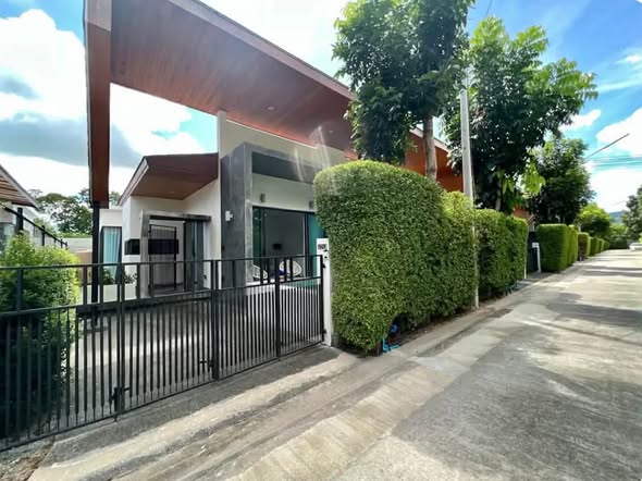 For Rent | Pool Villa The 8 Pool Villa Palai , Chalong, Move in Ready 2 Bedrooms | 2 Bathrooms Fully furnished • Living room: Sofa, TV, A/