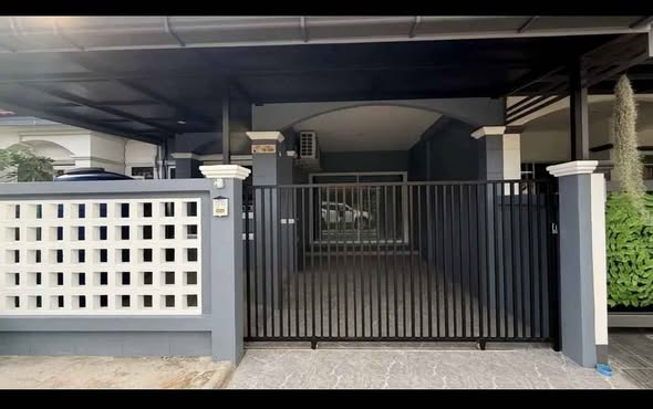 for Rent – THB 20,000/month Direct Owner | Co-agents Welcome Location: Phuket Villa 5, Soi 5/1 2 Bedrooms 1 Bathroom 1-Year Lease: THB 20,