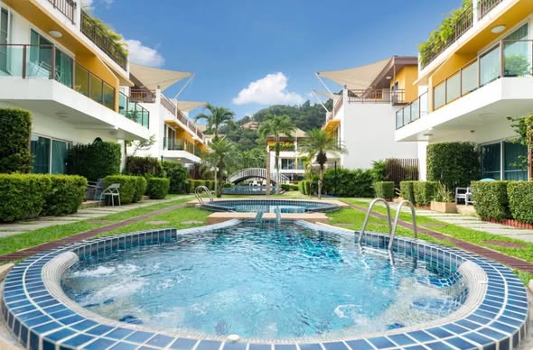 Modern Villa with Shared Pool Near Kamala Beach | Pet-Friendly | Only 5–7 Minutes to the Beach Enjoy p