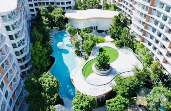 for Rent Rental Price • 45,000 THB / Month (1-Year Contract) 2 months deposit + 1 month advance Property Details: Building A, 5th Floor (c
