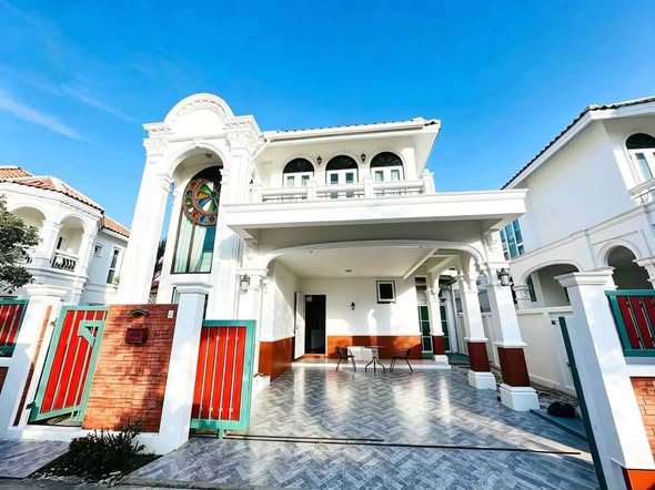 for Rent l 4BR l 60k Supicha Sino Koh Kaew , Phuket Near British International School THB 60,000/month (1-Year Contract) THB 65,000/month