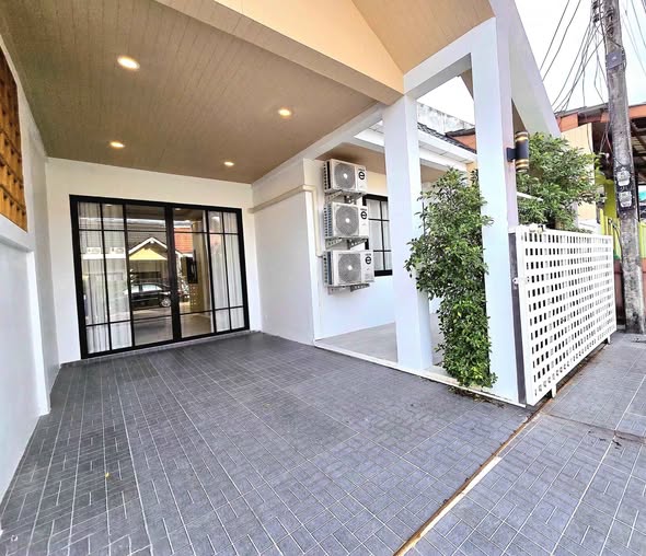 for rent near Robinson Lifestyle Chalong & Oak Meodow School