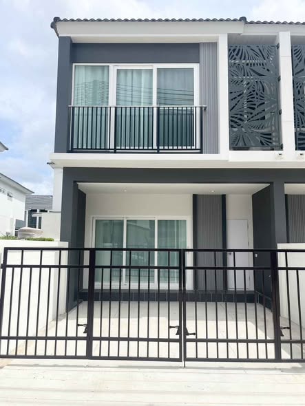 athrooms • 3 Air conditioners • Mattress and furniture for the master bedroom • Bathroom fixtures/furniture as shown in photos Rental rate: