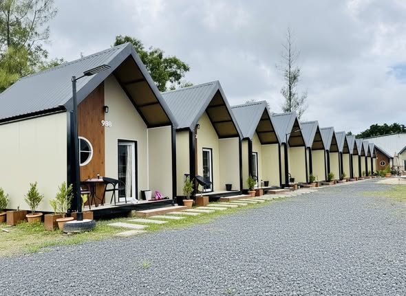 for rent in Kathu *1 bedroom, 1 bathroom *Wifi *Swimming pool *Restaurant *Short-term and long-term rentals available start 20,000/month I
