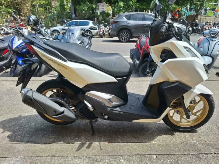 For Rent Per day Per week Per month 4,000/month 4,000 baht deposit New bicycles, good condition, good prices, many models to choose from