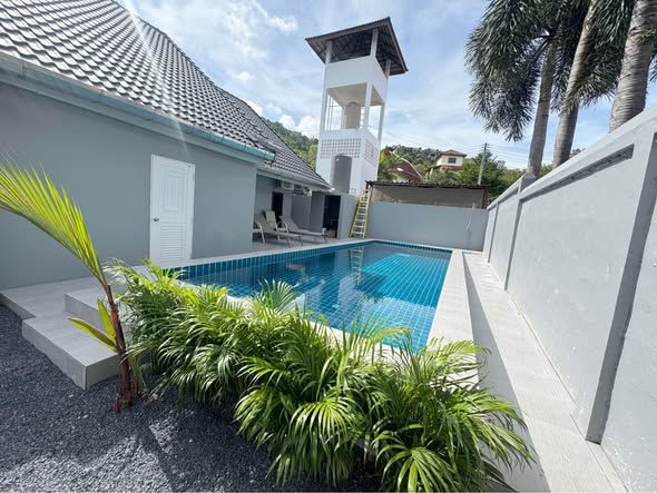 for Rent Location : Rawai Ready to Move in Unit Details : 2 Bedrooms 2 Bathrooms 1 small room ( office or bedroom ) Living Room Kitchen Pa