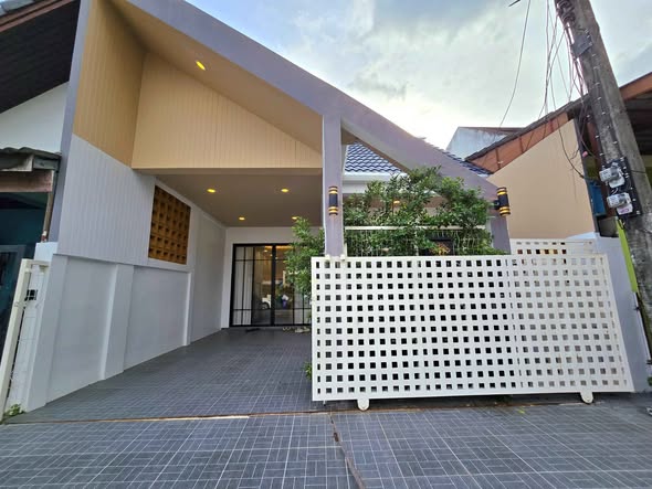 for rent near Robinson Lifestyle Chalong & Oak Meodow School