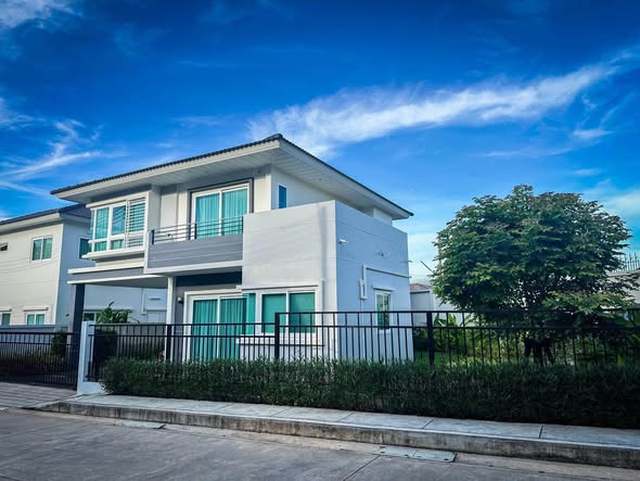 FOR RENT Supalai Palm Springs, Ban Pon, Phuket (Available on 15 August 69 ) 4 bedrooms (1room has been furnished as a workspace) 3 bathroo