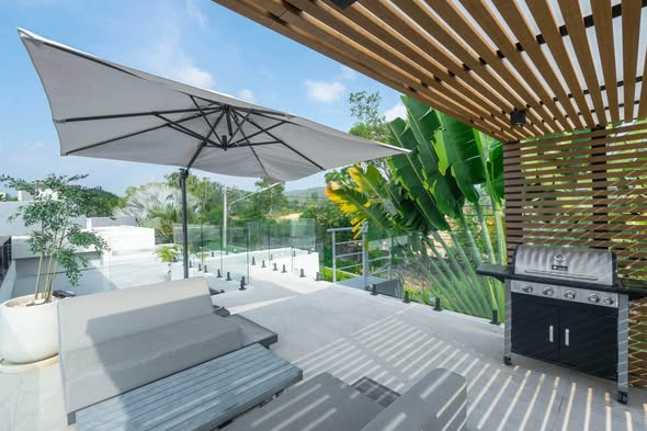 for Rent Layan Lucky Villas Phase 1 – Near Layan & Bang Tao Beach 150,000 THB/Month Minimum 1-Year Lease Property Details 4 Bedrooms 4 Bat