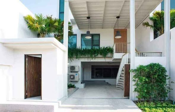 For rent 110,000 THB per month with 1-year lease