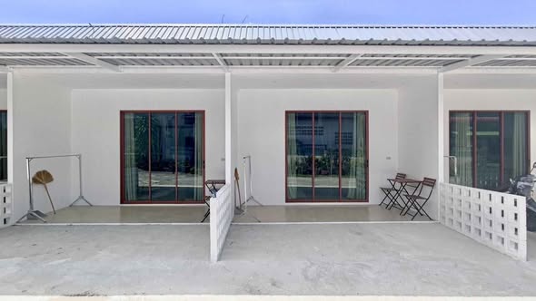 for Rent – Manik, Phuket Location: Manik Rental Price: 16,000 THB/month Contract: 1-Year Lease Property Features: • 2 Bedrooms • 1 Bathroo