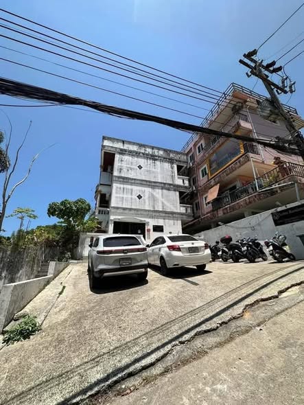 for rent in Baramee road ,Patong only few min drive to the beach