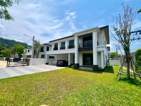for Rent | Setthasiri Koh Kaew Spacious Corner Unit on a Large Plot Prime location near British International School, Finnway Internationa