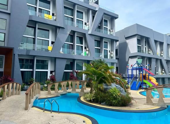 for Sale at Utopia Loft – Phuket Location: Utopia Loft, Rawai, Phuket Price: 2,800,000 THB (~$84K) Studio 1 Bathroom Size: 37 Sq