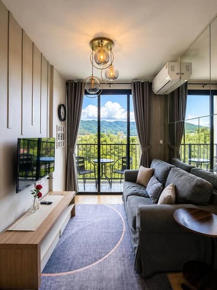 Zcape X2 Condominium Top Floor (7th Floor) 32 SQM 1 Bedroom | 1 Bathroom Fully Furnished Ready to Move In Included Appliances • 2 Air Condit