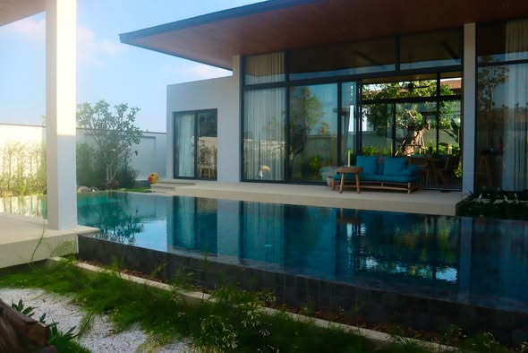 For families relocating to Phuket,brand-new, Balinese-inspired 3-bedroom pool villa rent Phuket families have been dreaming of