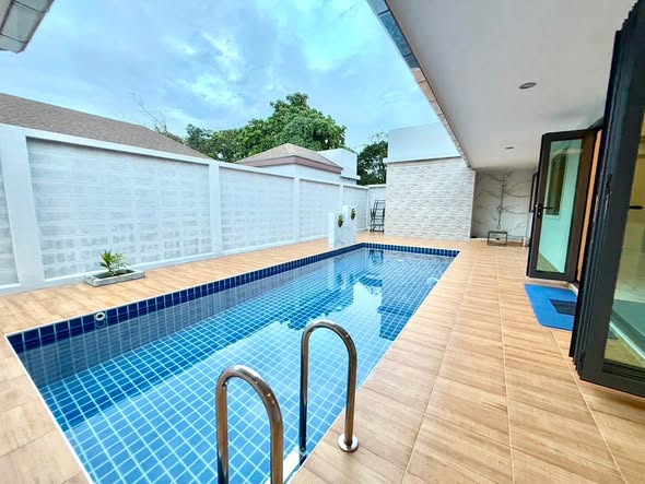 For Sale & Rent Brand new luxury pool villa in a peaceful and private location near Big Buddha, Chalong