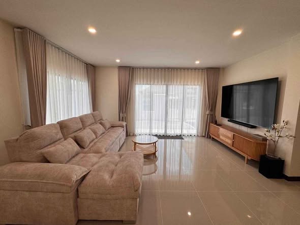for rent: Panason Bang Jo 4 Bedroom 3 Bathroom 55,000 THB Monthly / 1 Year Location: Bangjo Baanphon, Thalang 62 SQ