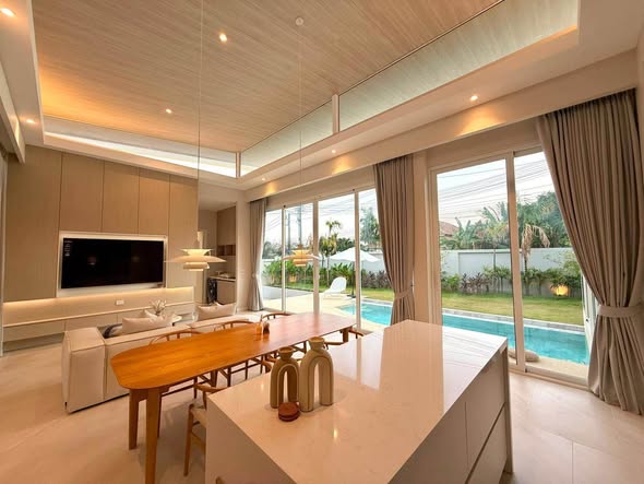 for Rent Saiyuan, Rawai Only ~7 minutes to Rawai Beach & Nai Harn Beach Property Details 3 Spacious Bedrooms 3 Modern Bathrooms Elegant Ma