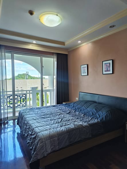 The Heritage Suites (Kathu) opposite KIS Luxury Condo Fully furnished, ready to move in Beautiful room, good atmosphere, convenient ventilat