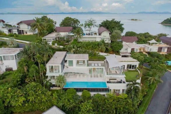 For rent 900k /month 1year contract sell price: $4