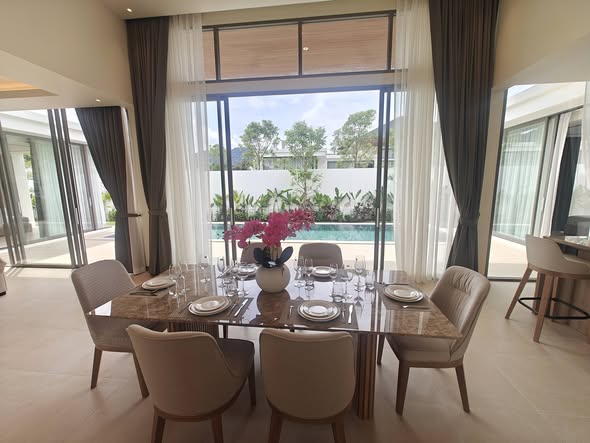 FOR RENT by Owner Brand New Pool Villa close to UWC,Glenalmond Phuket International School and Thanyapura( The Ozone Campus Villa ) FOR RE
