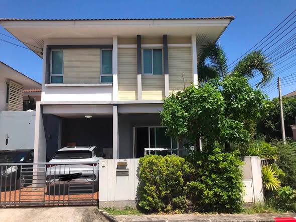 for Rent 3 Bedroom 2 Bathroom Communal Swimming Pool, Gym, Playground Next to British International School of Phuket and Boat Lagoon 10 mi