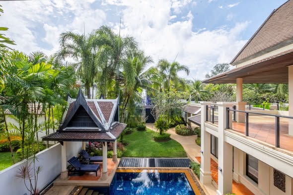 Maan Tawan Villa – Layan Beach, Bangtao Luxury 5-Bedroom Villa AVAILABLE AUGUST 22 - 580 sqm, 2-storey villa - 5 ensuite bedrooms - Private