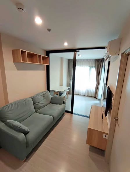 For rent: Aspire Erawan Pirme, next to Chang Erawan BTS station, 0 meters One Bedroom Plus, size 35 sq m, 8th floor, beautiful garden view