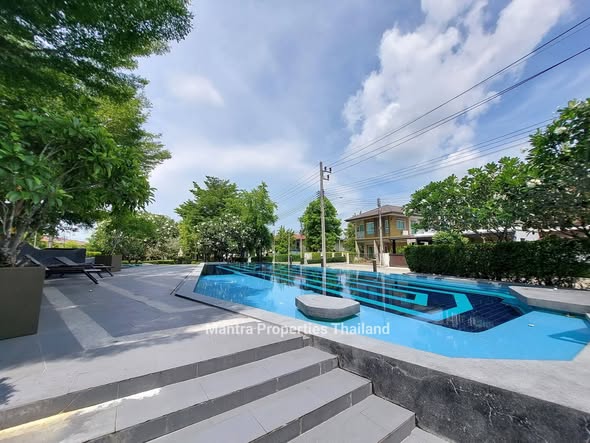 Saransiri Kohkaew | สราญสิริ เกาะแก้ว A single-house located at the KohKaew area in the Saransiri KohKaew village with 4 bedrooms, 3 bathroo