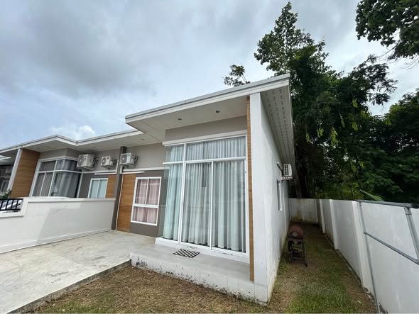 For Rent Location : Thalang - Ban Khian 22,000 Baht/Month 1 Year Contract The rental fee includes garbage collection and monthly internet