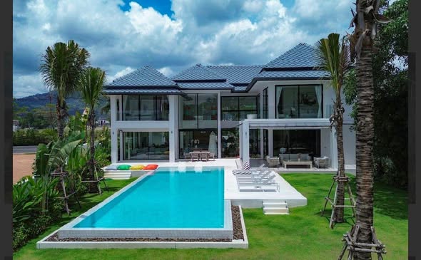 FOR RENT & SALE Property Code: TTT-029 Property Highlights - 5 Bedrooms - 5 Bathrooms - One Maid's room with bathroom - Maid's area - Priv