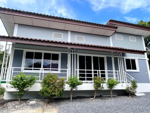 for Rent – Ready to Move In Directly from the Owner Location: Rawai – Nai Harn, Phuket, Thailand Lease Terms * 3 months * 6 months * 1 yea